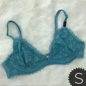 [Victoria’s Secret] Floral Lace Bralette Size S Small Womens